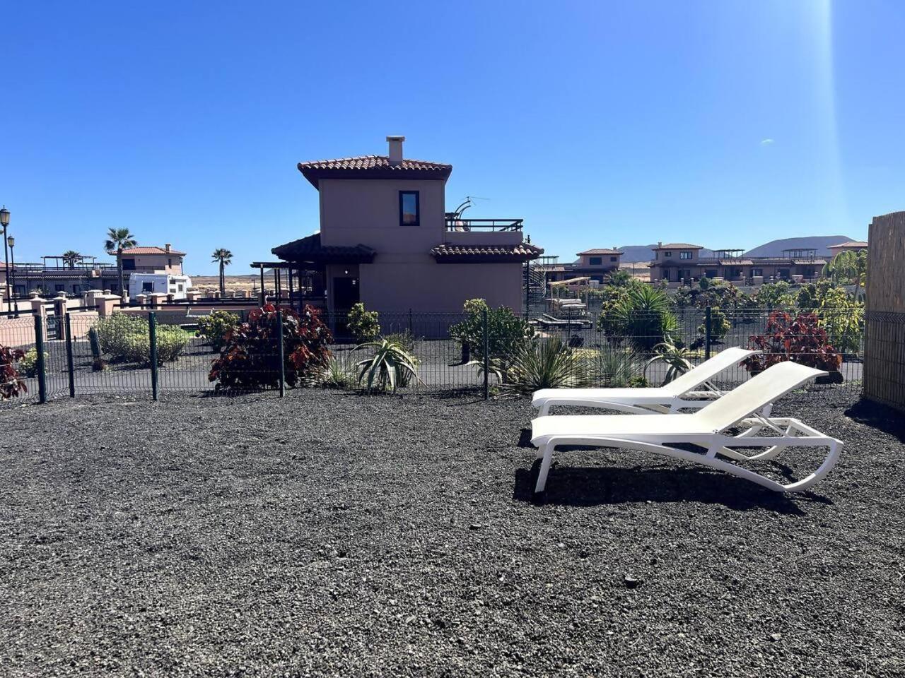 Villa Majanicho Con Piscina Lajares Εξωτερικό φωτογραφία